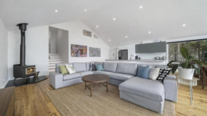 Panoramic Paradise With Beautiful Views, Pearl Beach